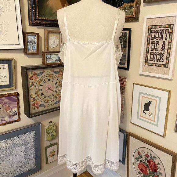 80s Vintage White Slip Dress with Lace Trim & Adjustable Straps Size 4X - Picture 4 of 4